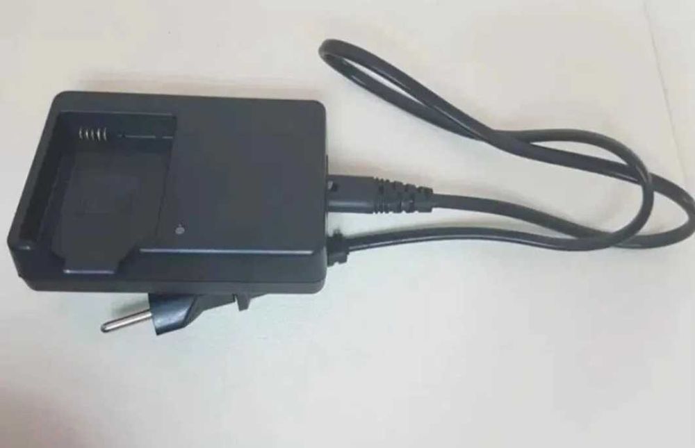 Incarcator MH-24 charger pt Nikon EN-EL14 D3100 D5300 D5100 5200 mh24