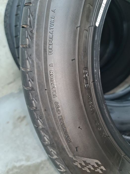 Vând 4 anvelope de vara Bridgestone turanza T005