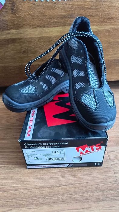 Bocanci de munca 40 și 41