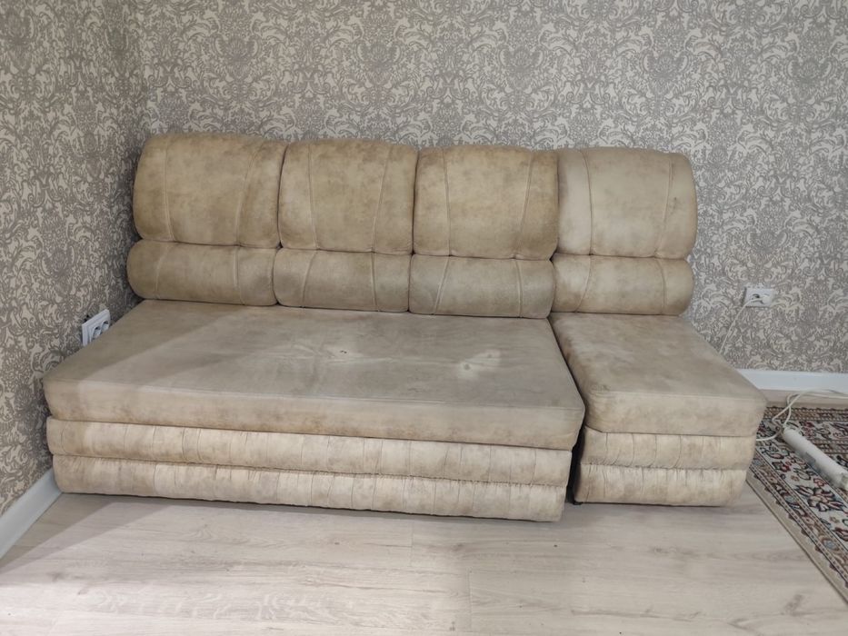 Бесплатно Отдам даром диван