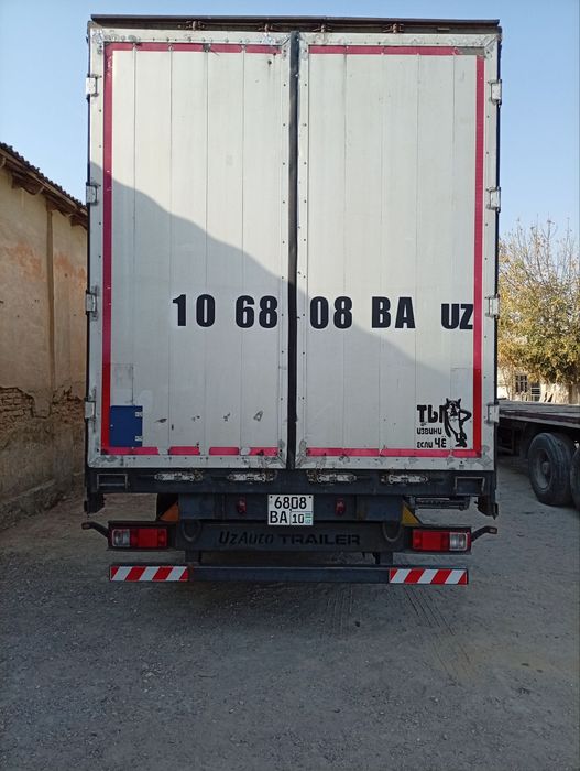 Прицеп  сотилади