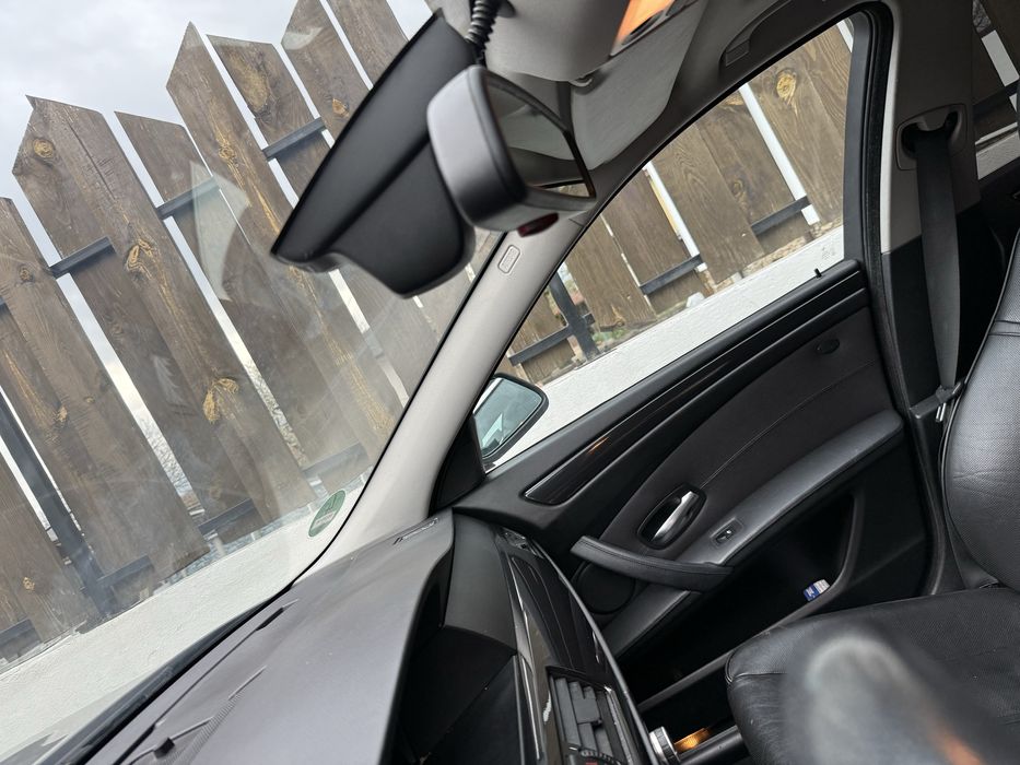 БМВ Е60 2,5 д, 197 кс на части