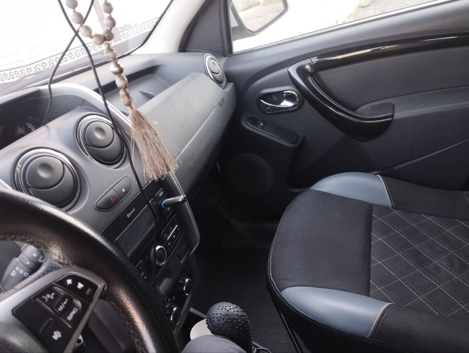 Lada Largus Cros yili 2021 probeg 3.5 krug