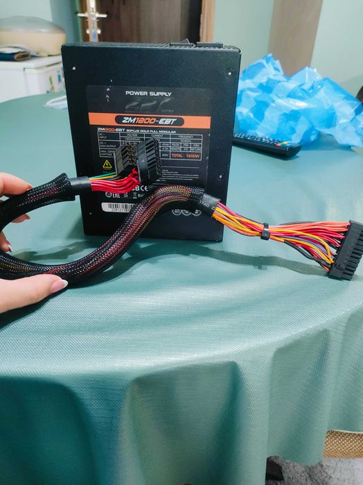 Zalman Захранване PSU 1200W Gold Modular - ZM1200-EBT