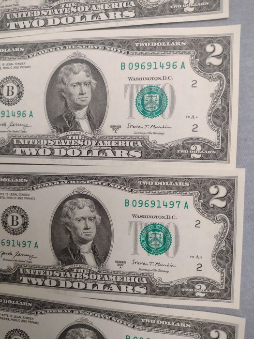 17 bancnote de colecție 2 dollari serii consecutive