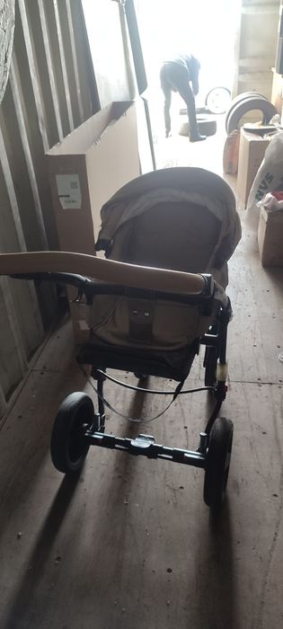 Продам детскую коляску