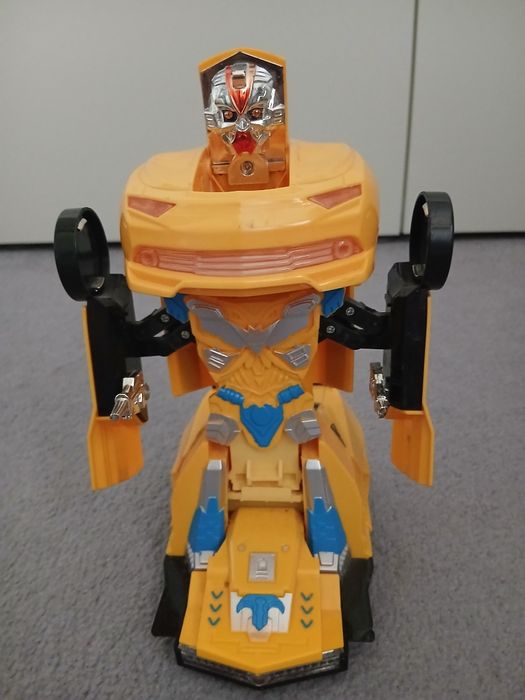 transformers bumblebee second hand si noi de vanzare • Anunturi