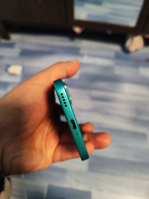 Honor x8c   8+8ram/256gb