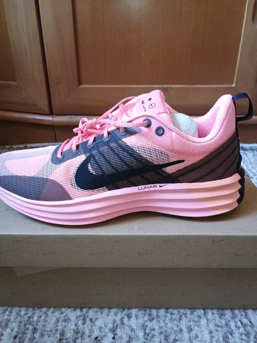 Adidași Nike Nr 42