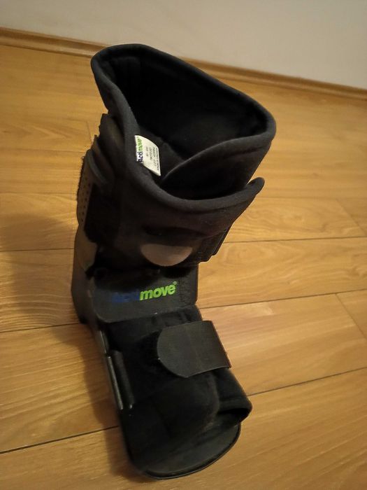 Orteza gleznă/picior-fixă ActiMove AirWalker/Marimea M 40-44 reglabila