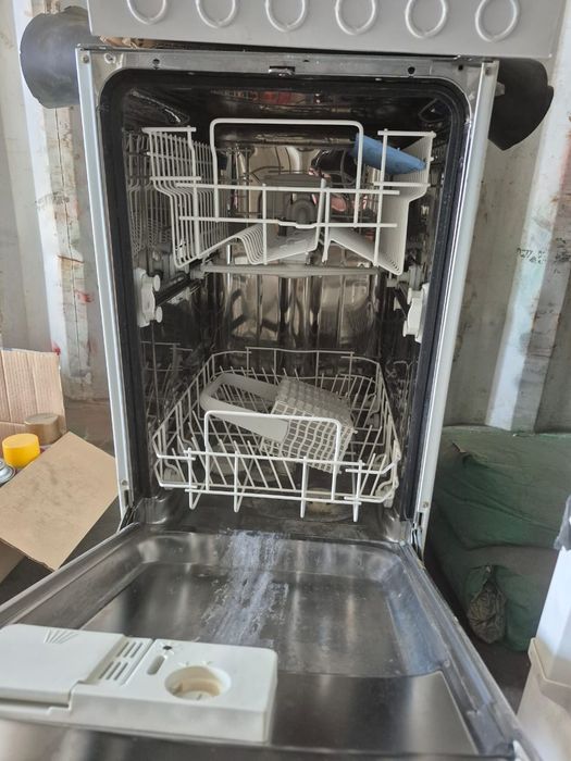 Посудомоечная машина Indesit