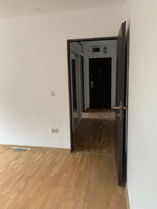 Vanzare apartment si autoturism