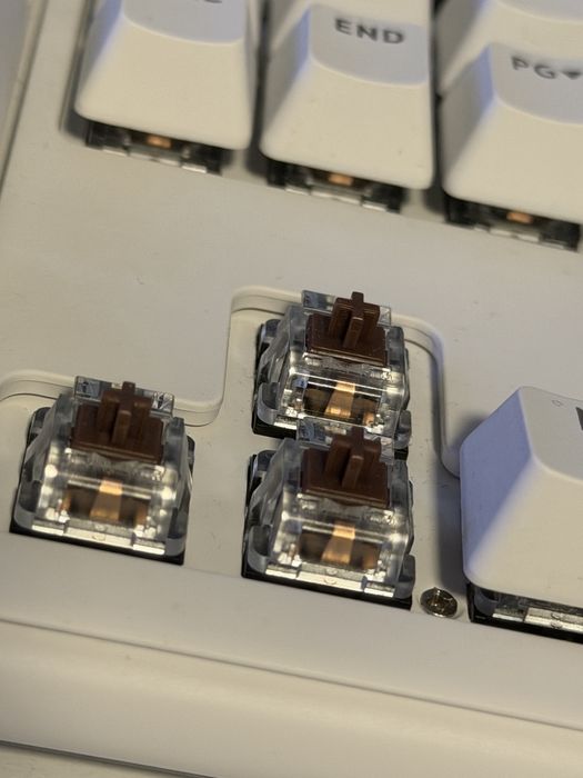 Logitech G715 TKL  Brown