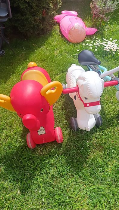 Vând bicicleta trotineta elefant căluț cu 4 roti