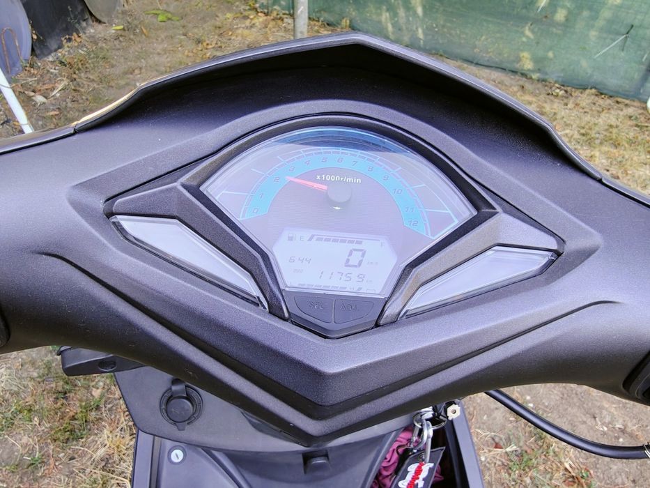 Scuter 125  GT Union Streak