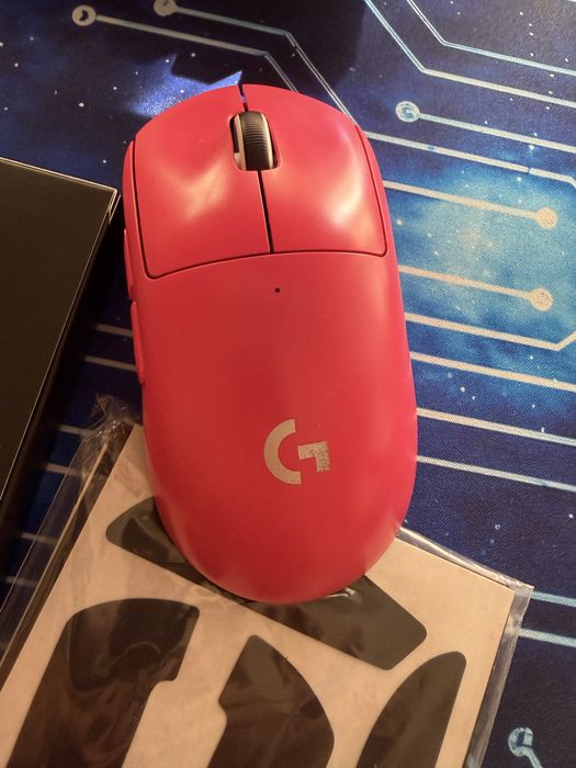 Mouse Logitech Superlight magenta