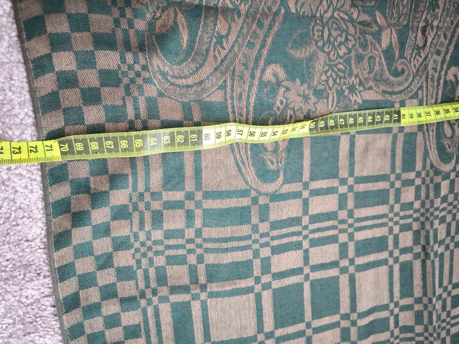 Esarfa hand made casmir 100%,noua cu eticheta