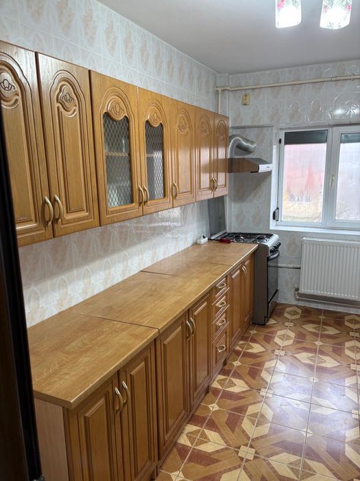 Apartament 2 camere pentru închiriat