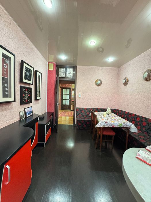 Продается 4-комнатная квартира, массив Хумаюн