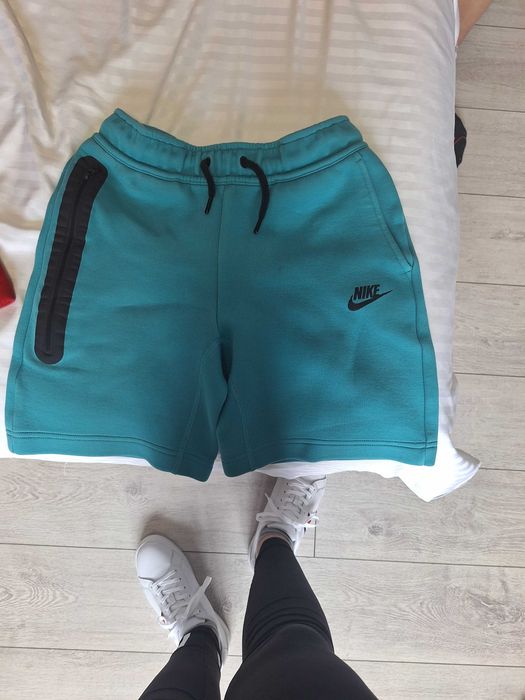 Nike Tech Fleece къси панталони – оригинал3 бр.