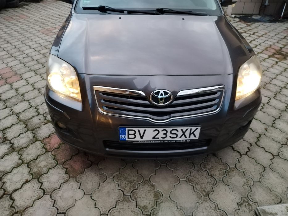 Autoturism Toyota Avensis