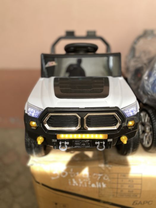 Болалар учун пултли машиналар ғилдираги ва ўриндиғи юмшоқ 4-5 ёшгача