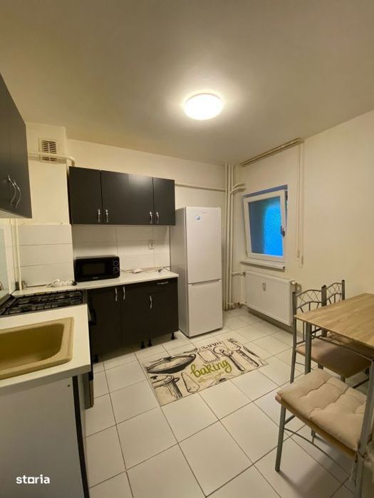 Apartament decomandat, 54 mp, zona Centrala