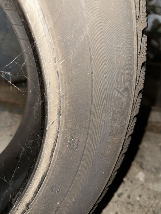 Зимние шины 185/65/15
