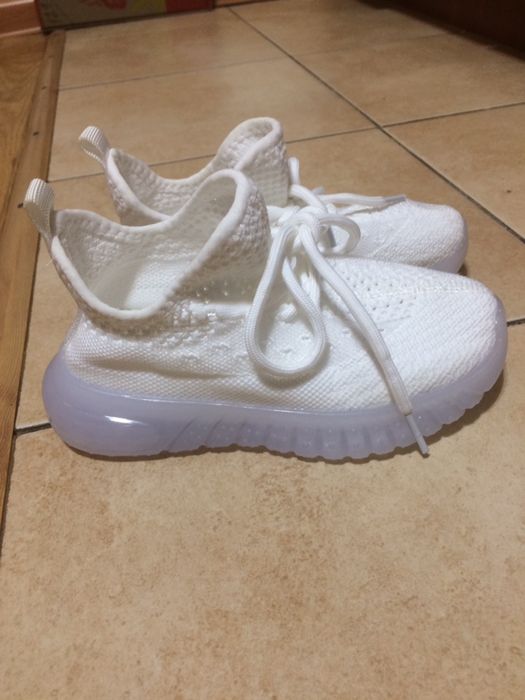 Обувь разного возраста