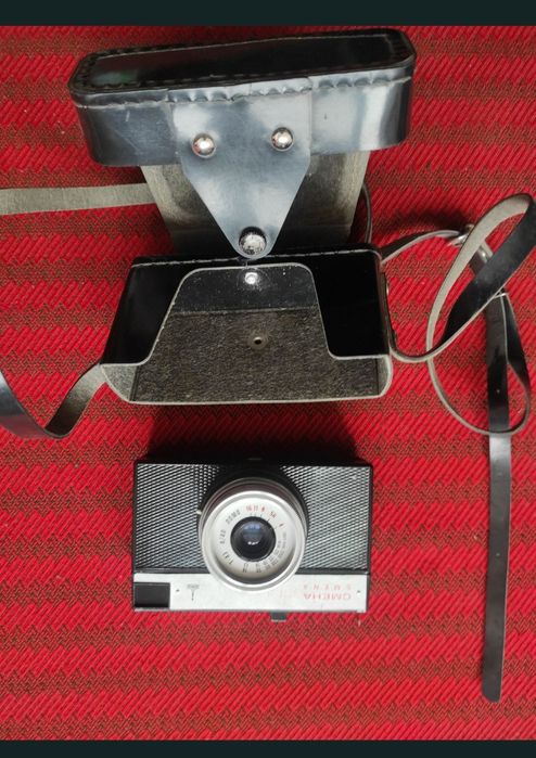 Aparat de fotografiat smena, în perfectă stare de funcționare.