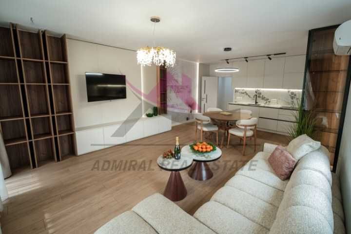 Продава се Тристаен апартамент в Варна, Център - 133 кв.м за 1526 €/кв.м - Снимка #1