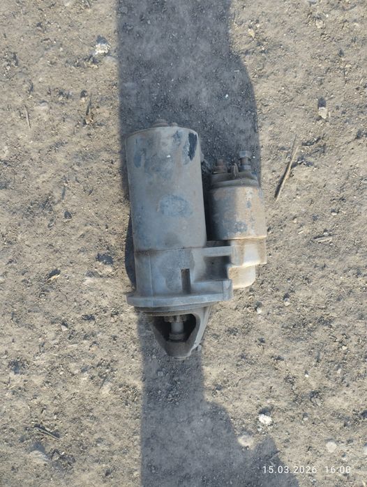 продам запчасти на Ауди 100