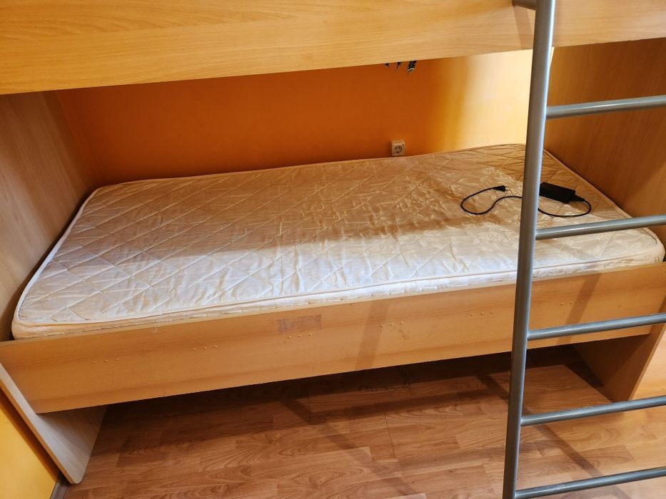 Двойно легло с матраци