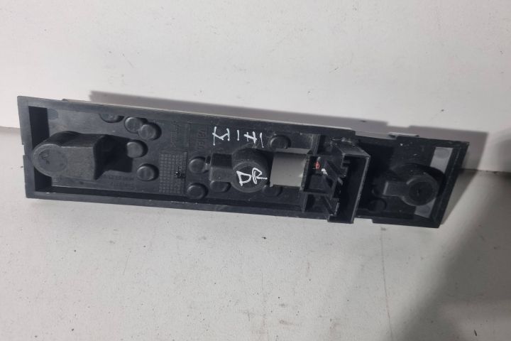 Soclu becuri lampa stop pe aripa dreapta Mini Cooper R50