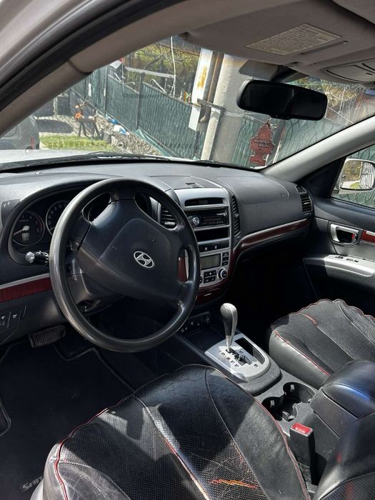 Продавам Хюндай Санта Фе