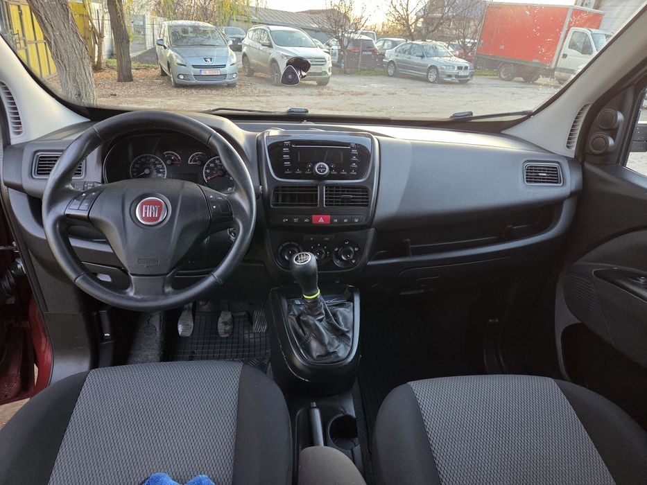 Fiat Doblo Maxi Lung 5 locuri autoutilitara