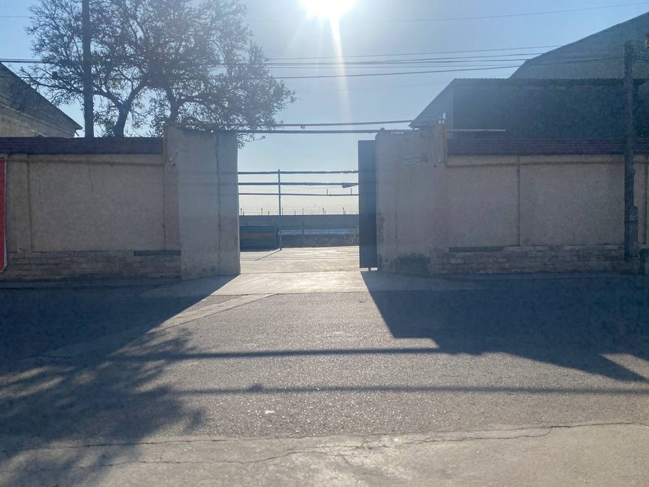 Продаётся база  под производство  Рысовый файзабод