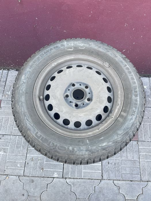 Продам зимнюю резину