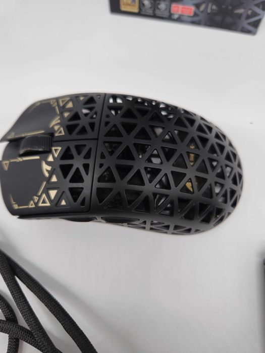 Mouse Gaming ATTACK SHARK R5 Ultra 8K, Carbon Fibre, Negru - Grad B