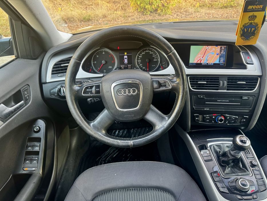 Audi A4 b8 2.0 tdi 170 cai 2010 euro 5, navigatie