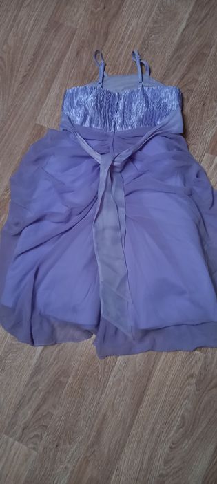 Нарядное платье на девочку