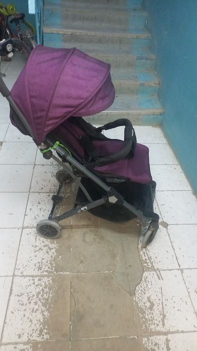 Коляска отдам даром