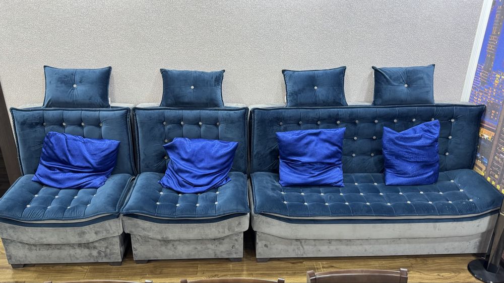 Divan turetskiy raskladnoy