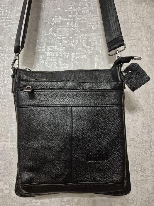 Кожаная сумка через плечоо