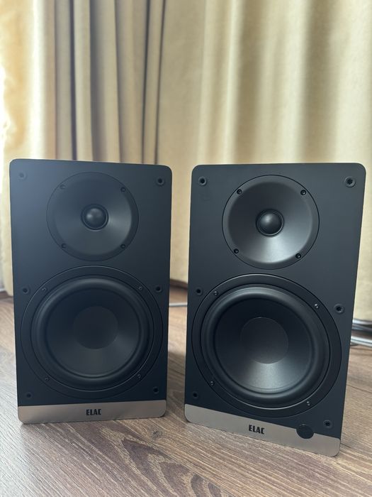 Премиум аудио система за хора, които ценят детайла и качеството ELAC Debut ConneX DCB61