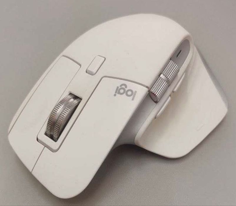 Пртдам срочно мышку от Logitech MX Master 3S