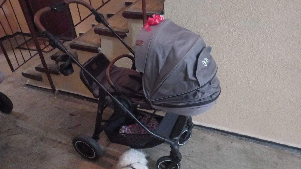 Cărucior kinderkraft 2În1, stare bună