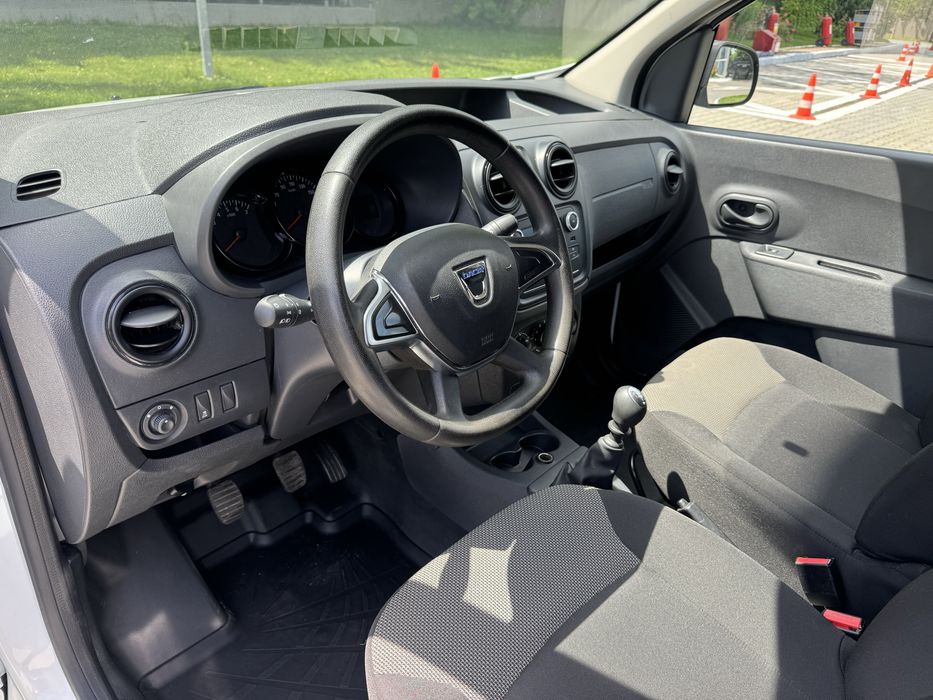 Dacia Dokker An 2021/10 Facelift Motor 1.5 dCi 95 CP 6 Trepte , TVA inclus si Deductibil !