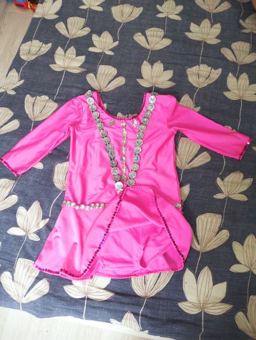 Продается купальник костюм для гимнастики