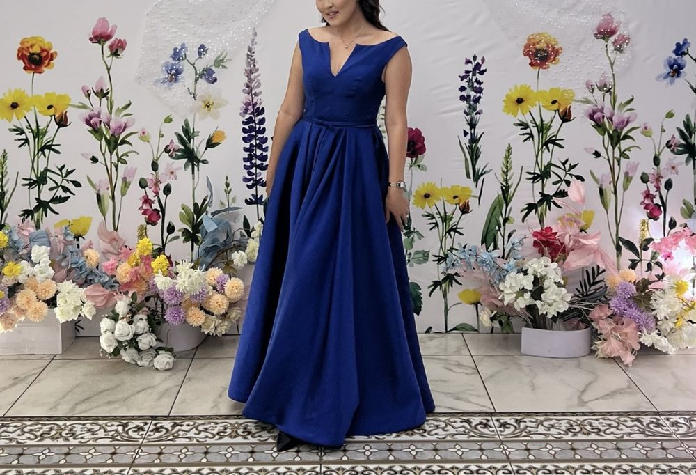 Вечернее платье